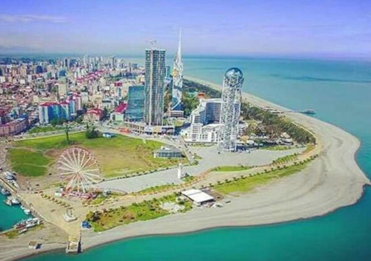 Orbi City Relax Batumi Exteriör bild